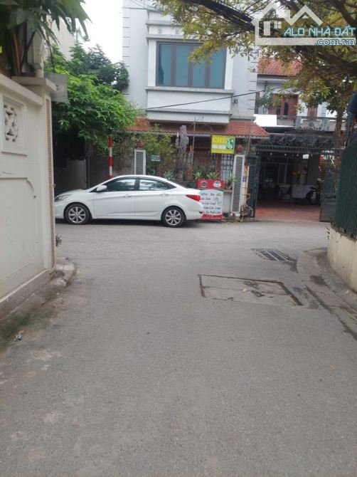 Đất rộng, đẹp, ngõ ô tô tránh gần chợ Thạch Bàn, LB, 151m, nở hậu, kinh doanh chỉ 17,9 tỷ. - 2