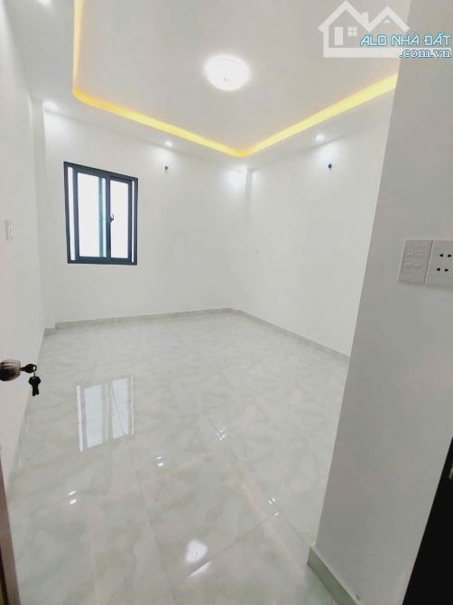 Bán Nhà Hẻm 769 Phạm Thế Hiển - 3.58m x 14.043m- 39.5m - 1 Trệt 2 Lầu - 4pn - F4 Q8 - 2