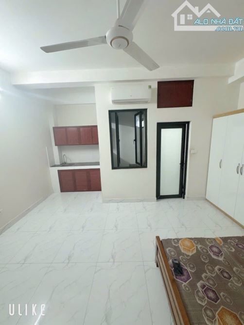 Bán Nhà Hồ Tùng Mậu, Cầu Giấy 20m ra phố, ngõ thông, đang cho thuê 40 triệu. Giá 10 tỷ - 2