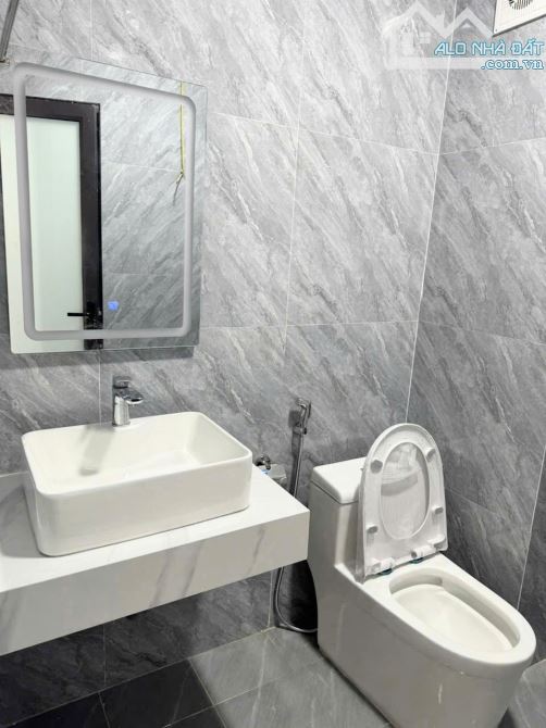 Cho thuê nhà nguyên căn Bát Khối, Long Biên - 35m² x 5 tầng, 3 ngủ - 9 triệu/tháng - 2