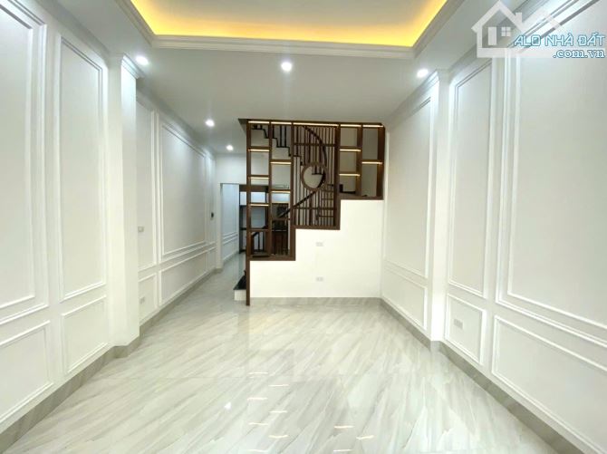 Hiếm! Hạ chào 1,7 tỷ căn nhà 50m2x5T vuông vắn - 10m ra ô tô tránh phố Xuân La, Tây Hồ. - 2