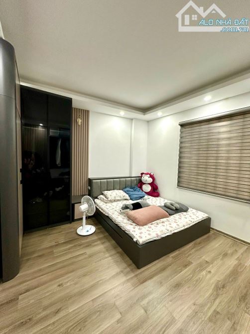 NHÀ XÂY MỚI TRUNG TÂM Q.HAI BÀ TRƯNG 30M2 - 5 TẦNG - GIÁ 6,4TỶ - 2