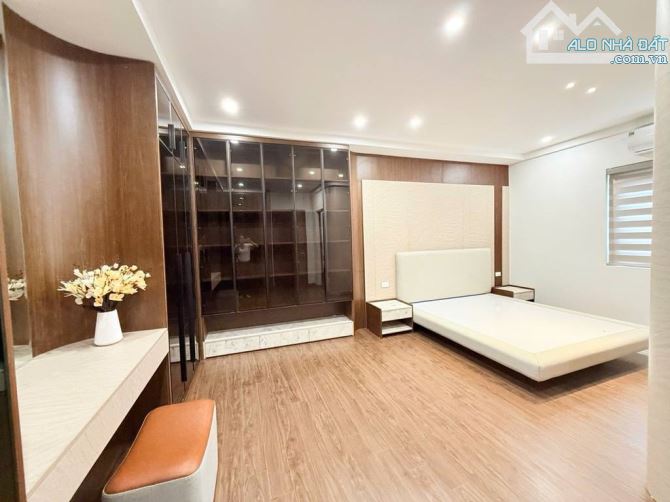 CƠ HỘI VÀNG TẠI LẠC TRUNG! NHÀ 5 TẦNG, THANG MÁY XỊN CHỈ HƠN 8 TỶ! - 2