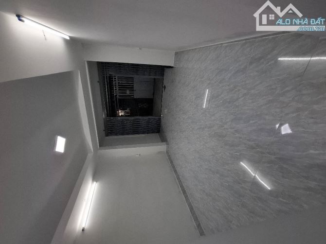 HOT, CẦN BÁN GẤP NHÀ BTCT, HOÀI THANH [P14, Q8] DT: 74.3 M2, 2T, 4PN, 2WC CHỈ 5.1 TỶ - 2