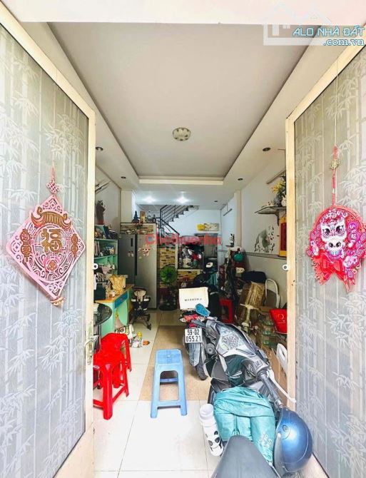 Nhà Hẻm 3 Gác 2// Ngô Quyền, P.5, Quận 10 | 4 x 8 | Trệt 2 Lầu ST | 2PN 3WC | Giá 15tr - 2