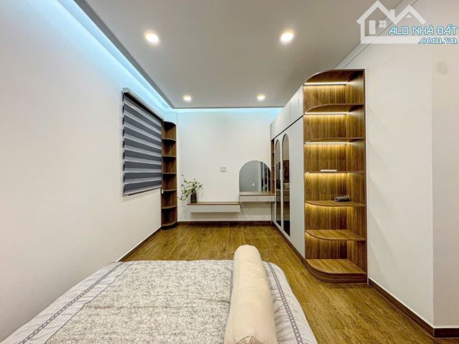 Chủ đang ngợp giảm giá 400 triệu . Giá mới 8 tỷ con bớt Lộc  🌟 Nhà Phố Hiện Đại – Vị Trí - 2