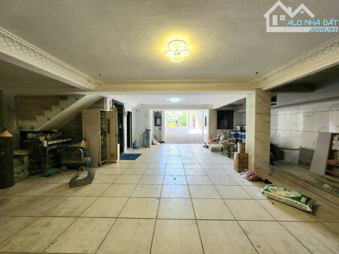 Bán biệt thự phong cách Châu Âu, 500m2, khu Tên Lửa, Bình Tân. - 2