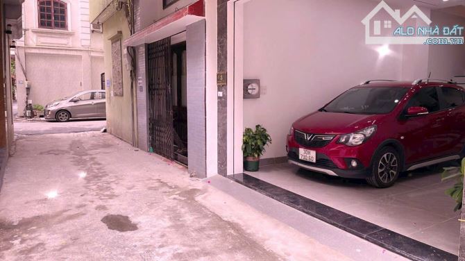 BÁN NHÀ 7 TẦNG THANG MÁY - 37m2 ,13,6 tỷ – KHU VIP NGUYỄN VĂN CỪ – LONG BIÊN  Long Biên 🔹 - 2