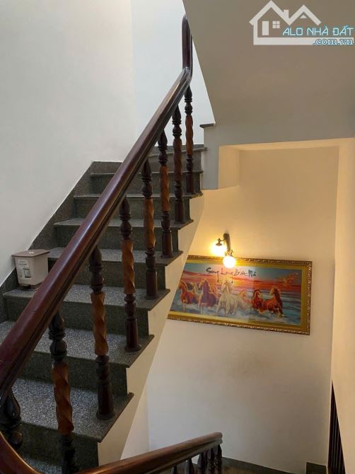 Bán nhà 3 tầng mặt tiền đường Âu Cơ - 2