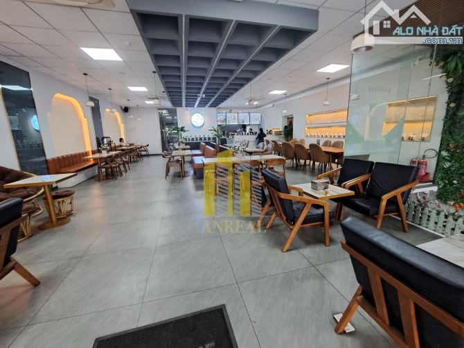 CHO THUÊ MẶT BẰNG VĂN PHÒNG 340M2 - SẴN NỘI THẤT GIÁ 100 TRIỆU - 2