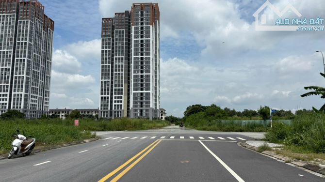 Bán đất DT 7x17m, đã đóng móng, tại Đường 69CL, P. Cát Lát, Quận 2, 80 triệu/m2 - 2