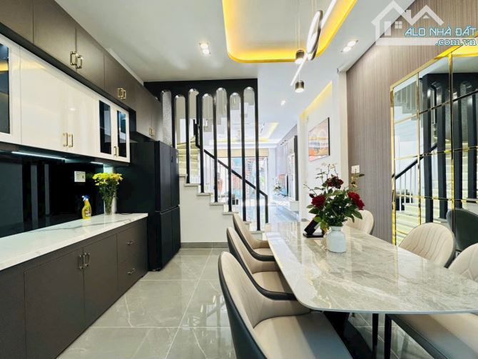 Chị Bảy bán nhà 51m2 xây 2 lầu Dương Bá Trạc,Q8 giá 1tỷ850. Gần tiểu học Rạch Ông.Sổ riêng - 2