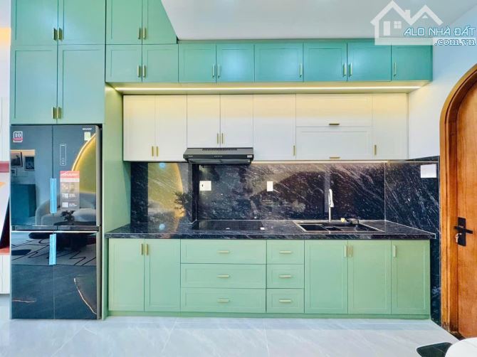 Sang nhượng nhà 68m2 xây 3 tầng đường Tôn Đản,Q4 giá 3tỷ100. Gần chợ 200. Hẻm 5m. Sổ sẵn - 2