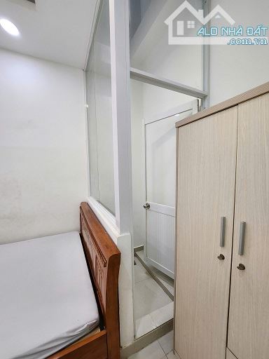 Phòng cho thuê Quận 4, gần trung tâm Quận 1 – giá chỉ 4.8 triệu/tháng - 2