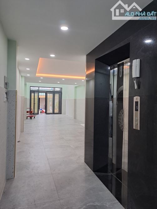 Mặt Tiền Quách Vũ - 87m2 - 6 tầng có thang máy giá chỉ 14 tỷ thương lượng - 2