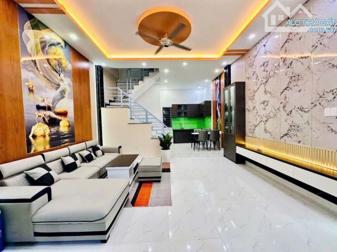 Bán nhag THẠNH LỘC 16. Q12_ 3 TẦNG_ 5x11m _ TẶNG FULL NỘI THẤT_ hẻm XE HƠI_nhà mới, Ở NGAY - 2