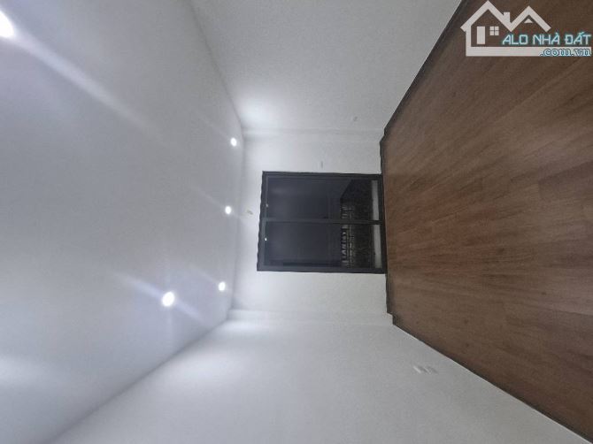 BÁN GẤP 5 TẦNG BÁT KHỐI - FULL NỘI THẤT CƠ BẢN,O TO ĐỖ CỬA - GIÁ 6,8 Tỷ TL mạnh - 2