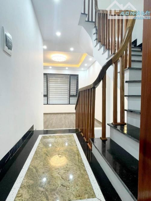 Nhà dân cần bán tại Mỗ Lao, Hà Đông, ô tô đỗ cửa, 50m2 5 tầng, giá 10.5 tỷ - 2