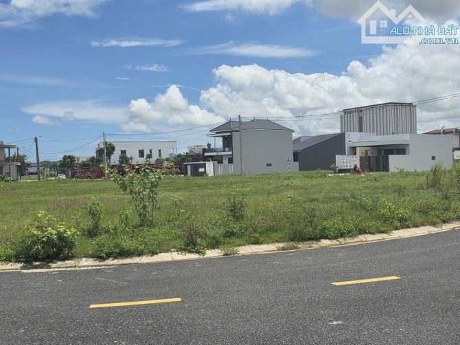 MT LÊ VĂN DUYỆT, KDC KHÓA BẢO, PHƯỜNG 3, TP. ĐÔNG HÀ - 2