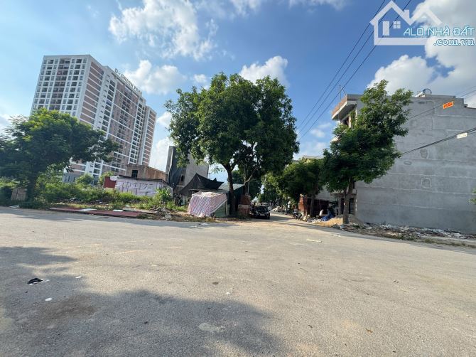 Bán lô GÓC gần ngay Chung Cư DaBaCo Khắc Niệm - Tp Bắc Ninh. Giá 7.3 tỷ - 2