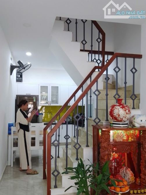 💯 MTKD 🌟 Giá: 5.5 Tỷ 🌟 AN KHÁNH, Q2 – View LANDMARK 81 – 40m² – Nhà 3 tầng - 2
