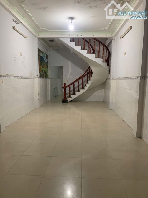 🏠 Bán nhà 1 trệt 1 lầu 1 tum – đã hoàn công 1 sẹc Nguyễn Ái Quốc Tân Hiệp - 2