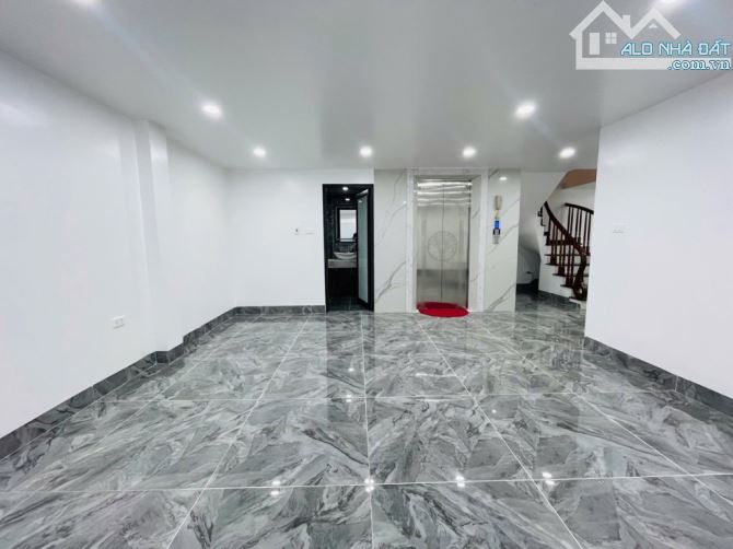 PHÂN LÔ TRƯƠNG ĐỊNH- 100m- 7 tầng thang máy-29 tỷ- gara- fun nội thất- 2 thoáng - 2