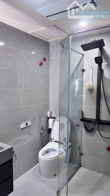 Bán nhà mặt phố Kim Mã 21m2 vỉa hè rộng vị trí đẹp kinh doanh tốt 8.7 tỷ - 2