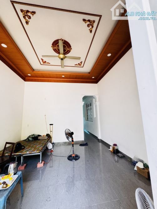 Bán nhà 390m² Dĩ An,Ngang KHỦNG 12M,SHR đường xe hơi 2 chiều,giá đầu tư - 2