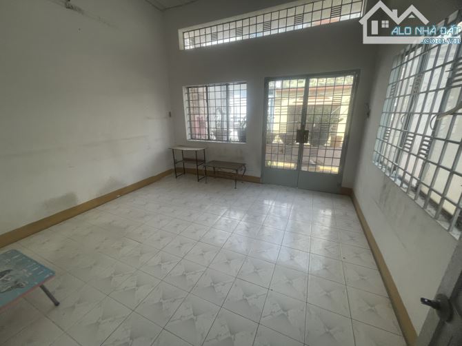 Tân Bình hẻm 4M-ngang 5/5.3M - hai tầng giá chỉ 5 tỷ hơn. - 2