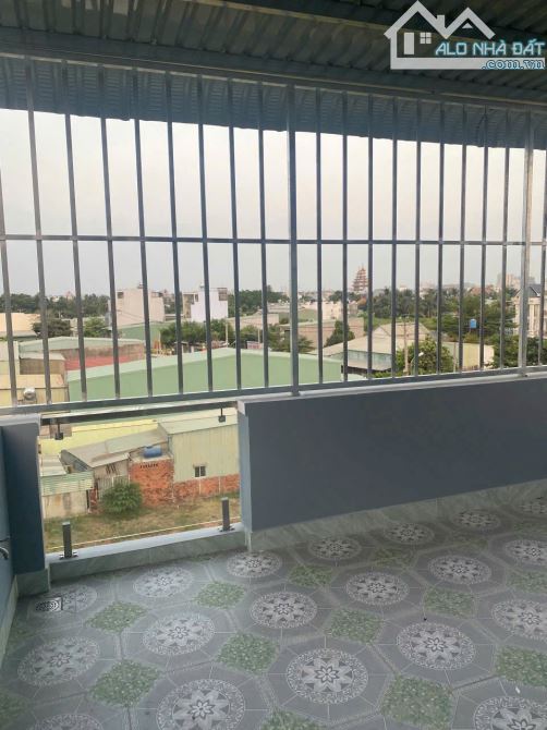 NHÀ 3 LẦU – ĐƯỜNG Ô TÔ TX52, Q.12 – 75M² (5x15) – GIÁ CHỈ 4.4 TỶ CHỐT - 2