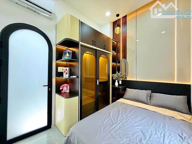OTO TRÁNH, nhà phố Đàm Quang Trung, Long Biên 32m2 x 5T giá 6tỷ1 có thương lượng - 2