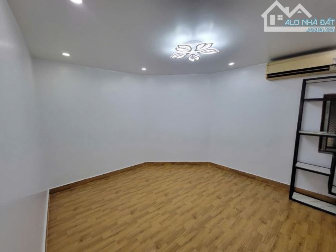 🔥 Nhà 4 tầng Thượng Lý – chỉ 3,2 tỷ, full tiện ích hiện đại 🔥 đường oto đỗ cửa - 2