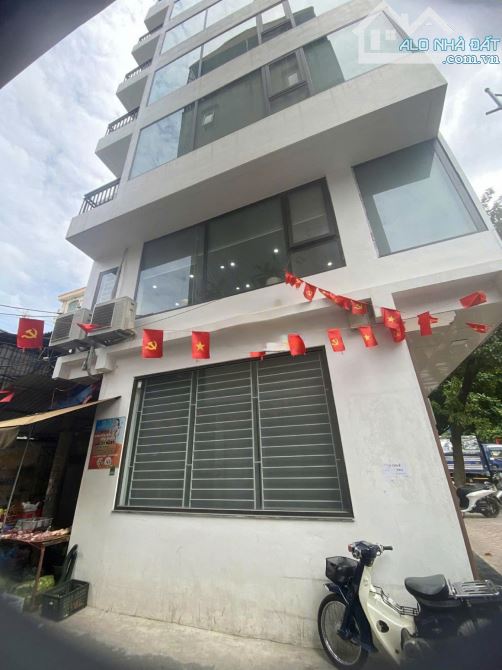 ❤️CHO THUÊ NHÀ Mặt Phố Trần Quốc Hoàn, DT 40m, 6 tầng, Lô góc, THÔNG SÀN, THANG MÁY, 50tr - 2