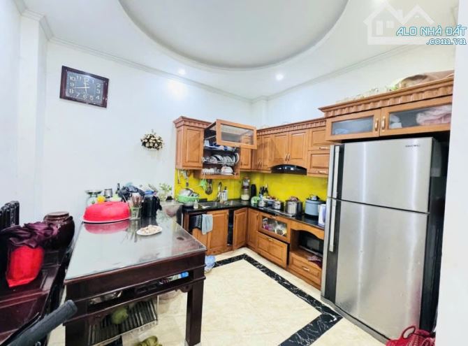 BÁN NHÀ TĐC THƯỢNG THANH  LONG BIÊN, PHÂN LÔ, VỈA HÈ, Ô TÔ TRÁNH, GA RA, KD, GIÁ MỀM - 2