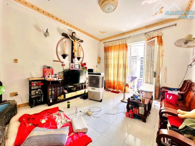 Bán Nhà Gò Vấp, Hẻm Xe Hơi 1 Trục, Gần Công Viên Làng Hoa, Ngang 6m, Chỉ Hơn 7T - 2