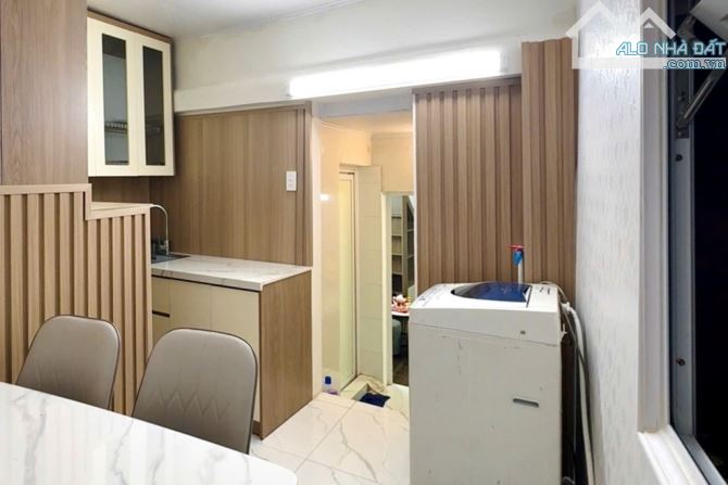 Bán tập thể tầng 2 phố Lê Gia Định trung tâm Hai Bà Trưng, sử dụng 48m2 giá 2,85 tỷ (có TL - 2