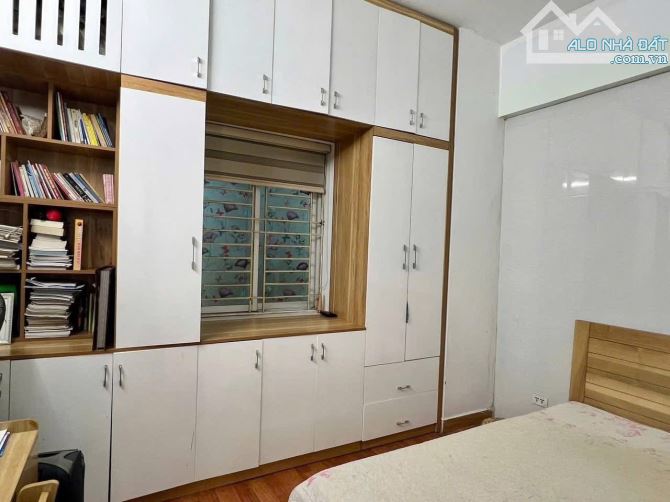 8 TRIỆU CHO THUÊ CĂN HỘ CHUNG CƯ HỌC VIỆN HẬU CẦN – LONG BIÊN - 2