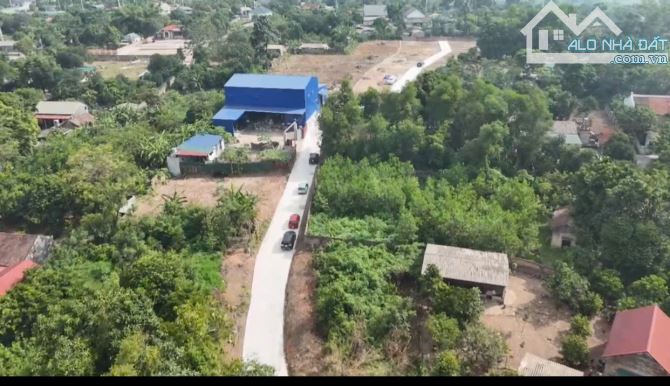 Bán đất xã Cẩm Lĩnh, Ba Vì, gần hồ suố hai, đường nhựa, xe tải,xe buýt đỗ. Sổ Đỏ DT 100m2, - 2