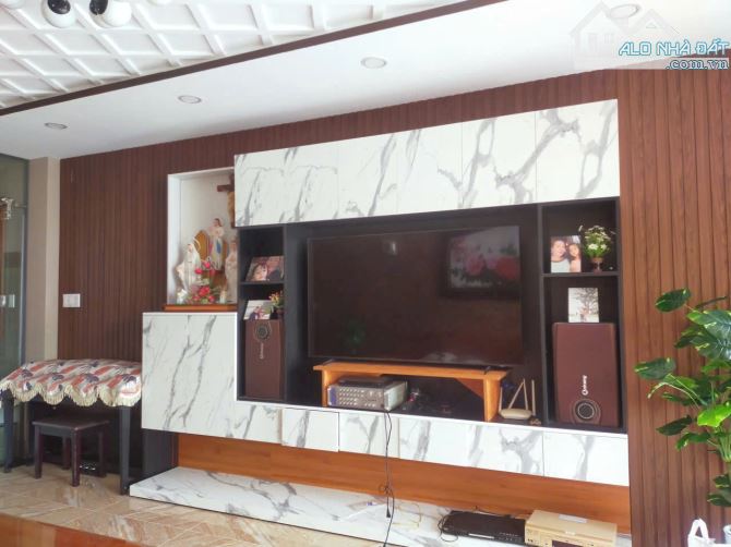 Bán nhà mặt tiền Huỳnh Văn Một Q.Tân Phú, DT: 4.15x18m 3 lầu sân thượng giá 14.5 tỷ TL - 3