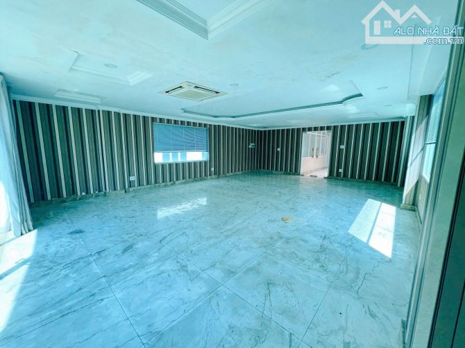 Cho thuê tòa nhà 2 mặt tiền trung tâm Quận 1 – Nguyễn Thị Minh Khai, P. Đa Kao - 3
