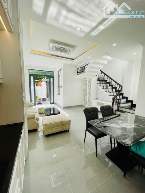 🏠Homestay 3 Tầng Phường An Cựu TP Huế gần Vincom và Aeon Mall - Giá chỉ 3,7x Tỷ ( TL ) - 3