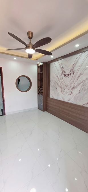 Nhà 4 tầng ngõ thông ô tô ngủ trong nhà,Mà giá chỉ nhỉnh 4 tỷ - 3