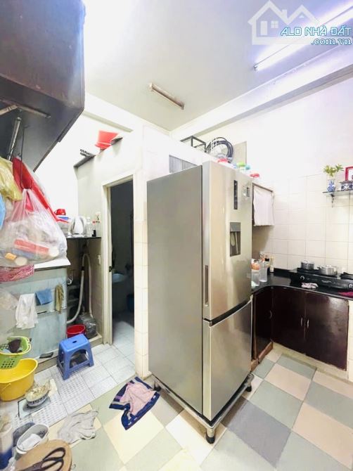 GÓC 2 MẶT TIỀN NGAY VÒNG XOAY, CHÍNH CHỦ LÂU ĐỜI GÓC 2 MẶT TIỀN NGANG RỘNG 8m - 4 TẦNG DT - 3