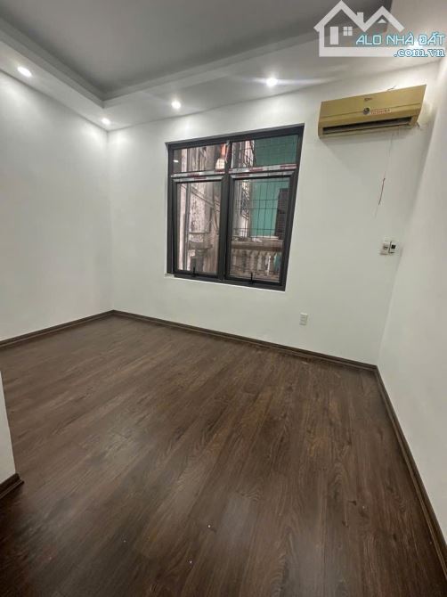 3 TỶ HƠN . BA GÁC ĐỖ CỬA . 50 M  RA PHỐ .   25 M2 . 4 TẦNG KHUNG CỘT. PHÁP LÝ CHUẨN MBVB . - 3
