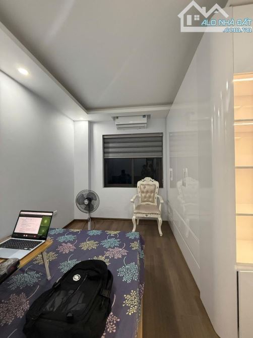 Bán nhà Phố thịnh quang đống đa. Diện tích 50m. 7 tầng. Giá 18 tỷ - 3