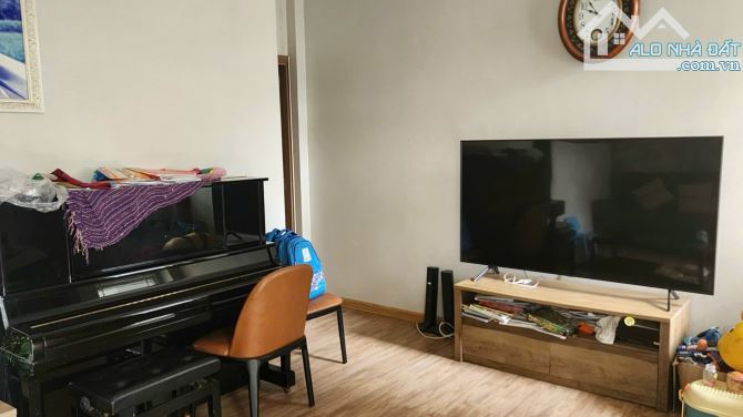 Hẻm xe tải ngang gần 7m hiếm nhà bán quận 3 khu lê văn sỹ - 3