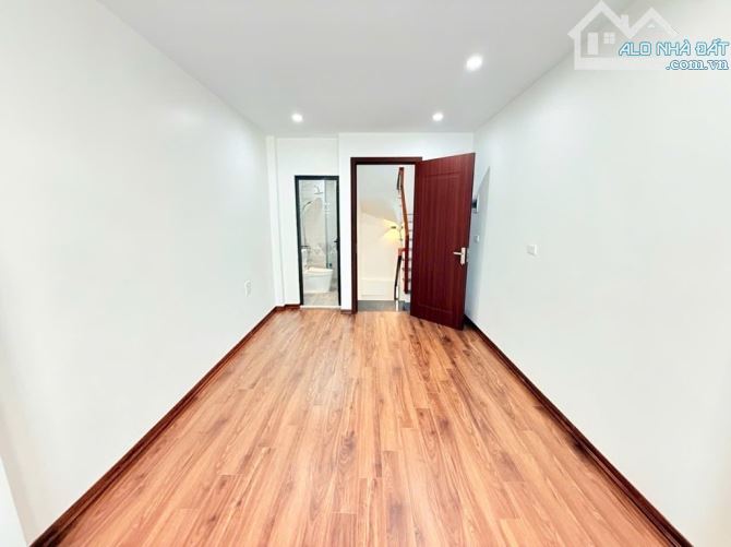 NHÀ ĐẸP-THỊNH HÀO2-TÔN ĐỨC THẮNG-DT 20/25M2-5 TẦNG-MT 3.2M GIÁ CHỈ 6.3 TỶ - 3