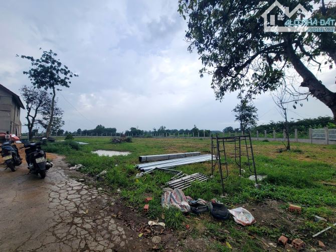 Bán Gấp 1 Mẫu Đất, = 1Ha có sẵn 300m² thổ cư. Giá 10,8 tỷ, xã Xuân Đông, Cẩm Mỹ, Đồng Nai - 3