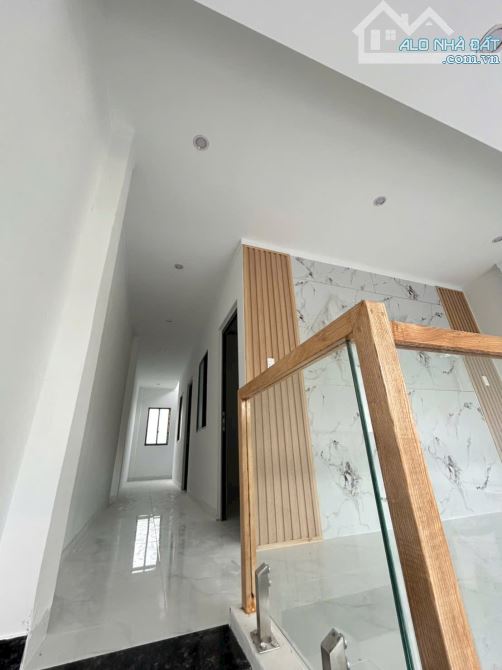 Chỉ 390tr nhận ngay nhà gác lửng đúc sân xe hơi ngay trường mầm non Thạnh Phú - 3